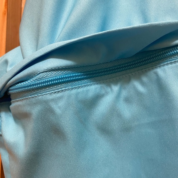 Under Armour Womens half zip jacket with removable half sleeves - Picture 6 of 6